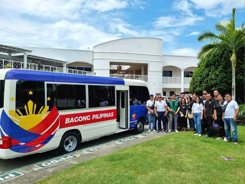 Mobile Medical Bus Rolls Out in Oriental Mindoro